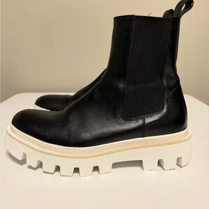 KOIO Platform Chelsea Leather Boots Black Made In Italy Women’s EU 38 US 8 UK 6